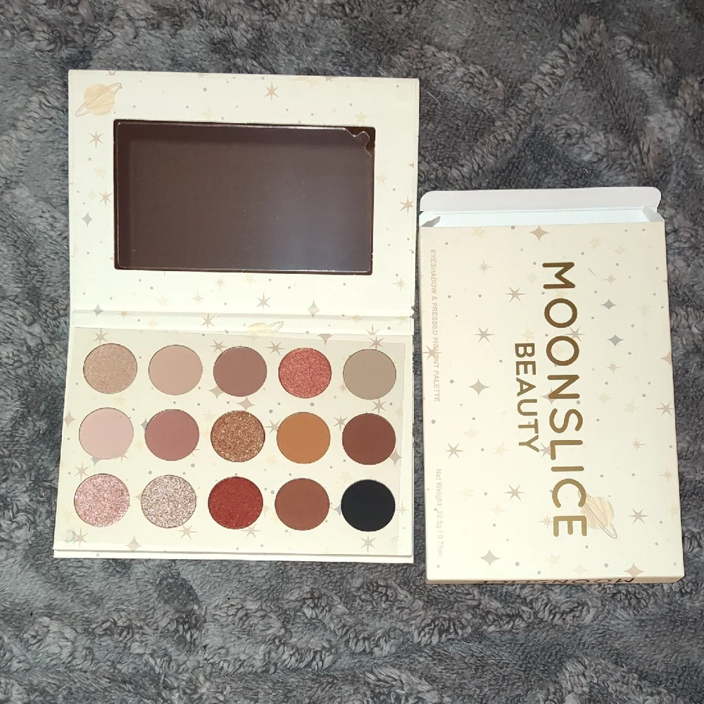 Eyeshadow Palette - Multi-Color